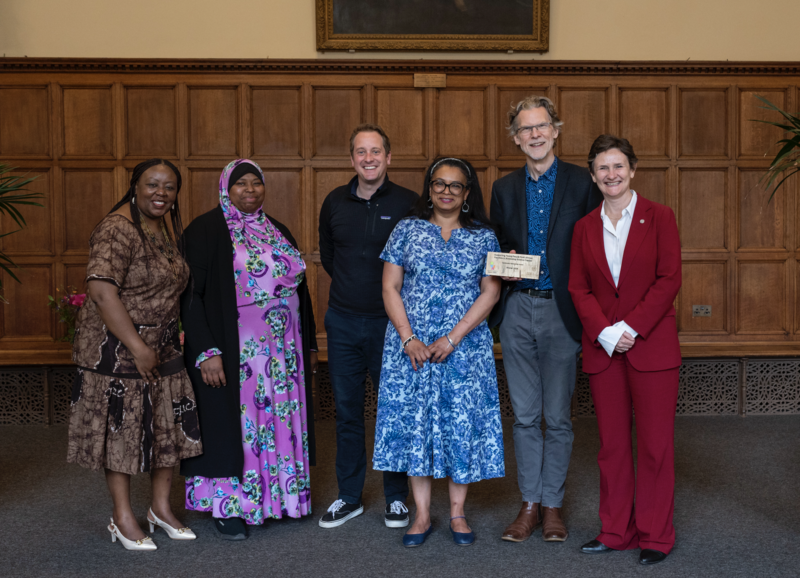 Photo of the winning team with the VC Irene Tracy
